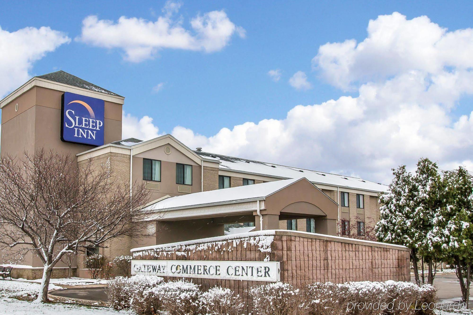 Baymont By Wyndham Flat Rock Exterior foto